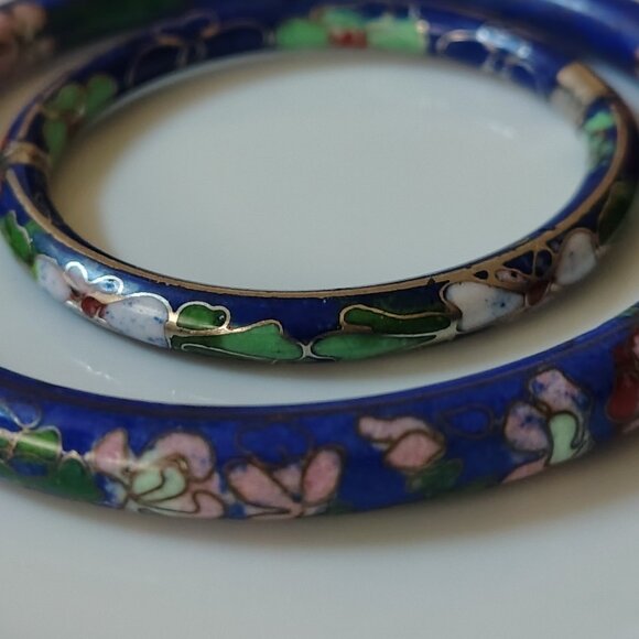 Vtg Set Chinese BLUE COBALT Mommy & Me Baby CLOISONNE Flower BANGLE BRACELET - Picture 7 of 8